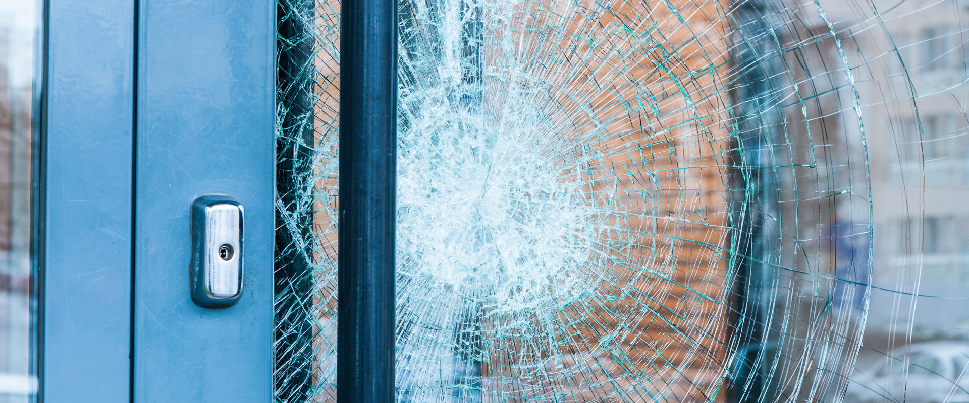 Glasversicherung für Pflegedienste & Betreuungsdienste